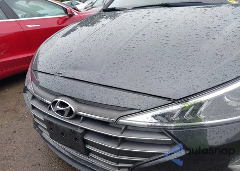 2020 Hyundai Elantra Value Edition z USA, uszkodzony, nr VIN 5NPD84LFXLH603613